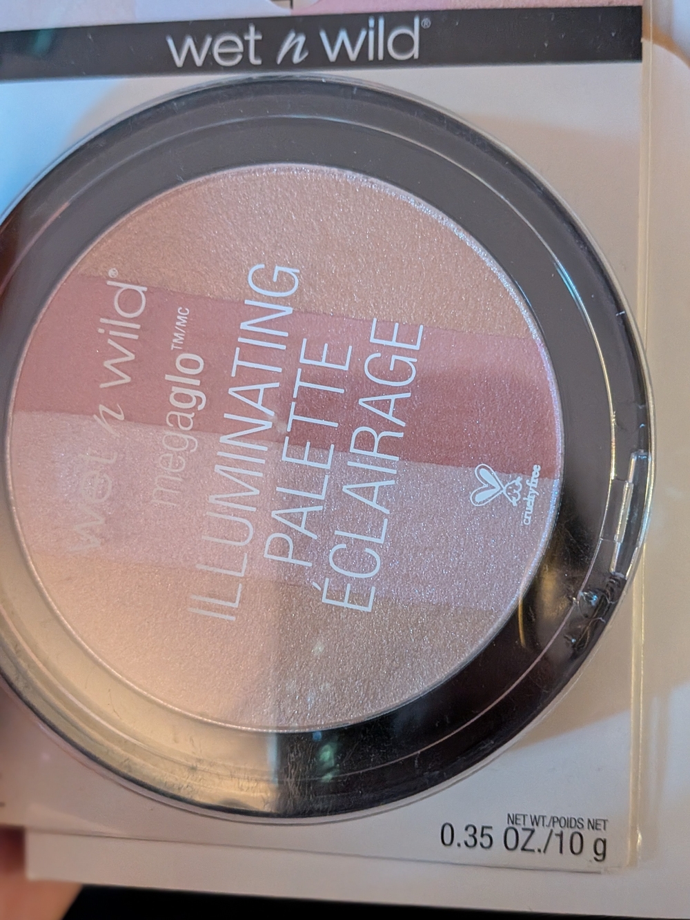 wet n wild Illuminating Highlighter Palette — Pink & Champagne Shades